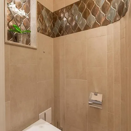 Danube Dream In The Absolute Center *